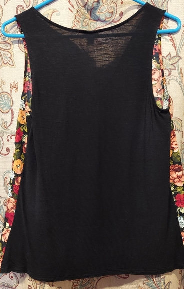 🛑Tank top🛑 - Picture 3 of 4